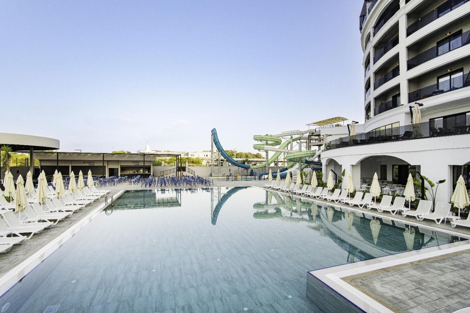 Side Moon Palace Luaran gambar